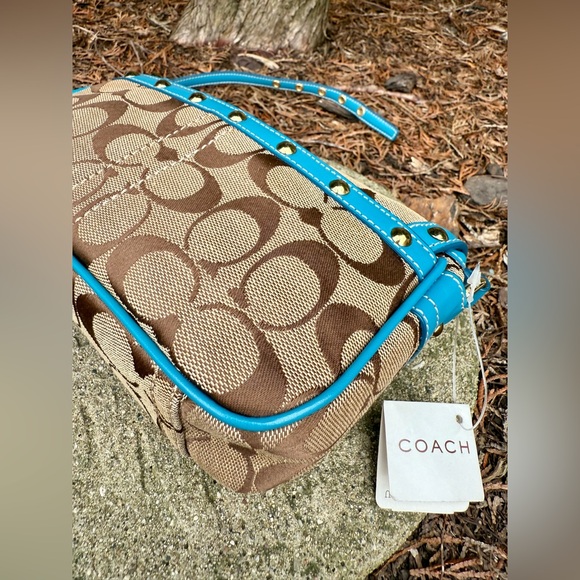 Vintage Coach Studded Blue Crossbody New - Picture 7 of 16